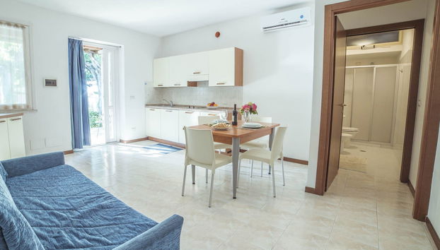 Casa de 2 quartos em Peschiera del Garda com piscina e jardim - Foto 3