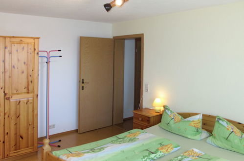 Foto 4 - Apartamento de 1 quarto em Ühlingen-Birkendorf com jardim e vista para a montanha