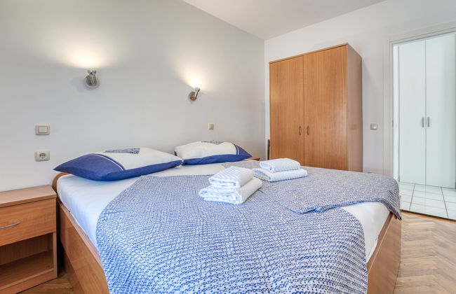 2 bedroom Apartment in Crikvenica with garden and terrace - Photo 16