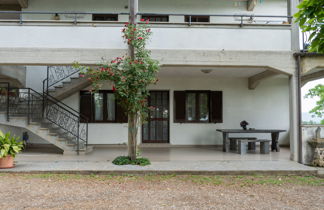 Foto 2 - Apartamento de 3 quartos em Bolsena com piscina e jardim