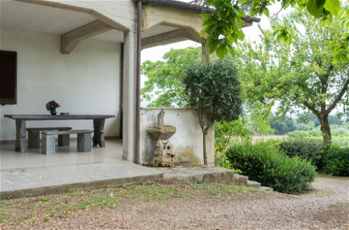Photo 32 - 3 bedroom Apartment in Bolsena with swimming pool and garden