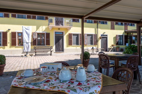 Photo 30 - Maison de 1 chambre à Asti avec piscine et jardin