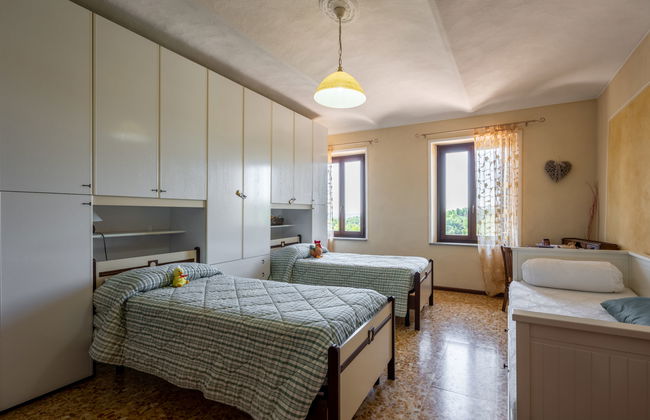 Casa de 3 quartos em Asti com piscina e jardim - Foto 12