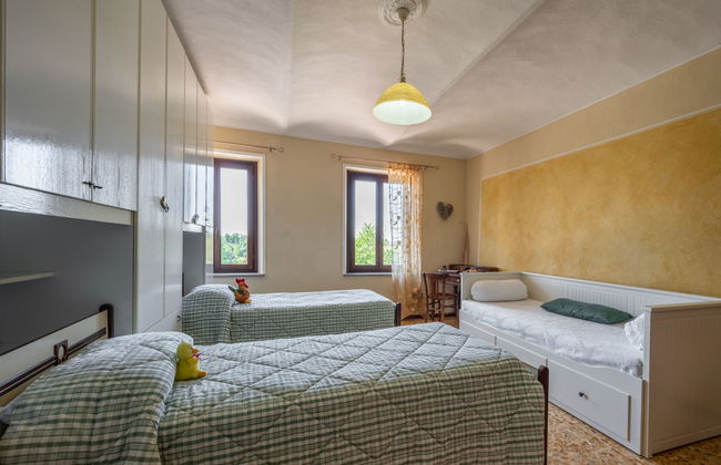Casa de 3 quartos em Asti com piscina e jardim - Foto 14