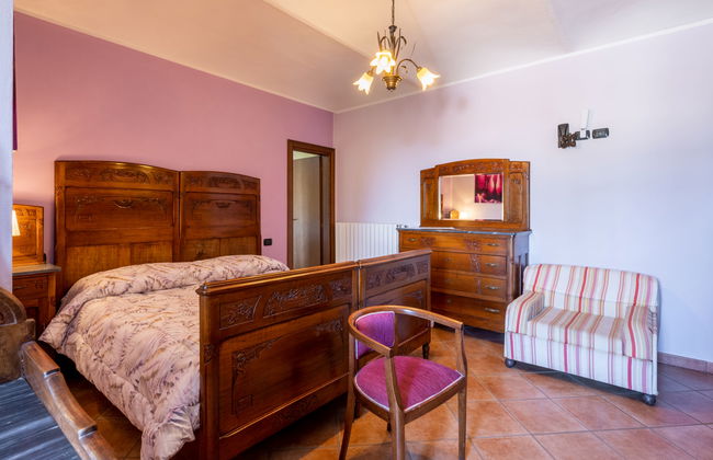 Casa de 3 quartos em Asti com piscina e jardim - Foto 9