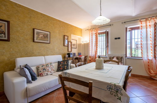 Foto 4 - Haus mit 1 Schlafzimmer in Asti mit schwimmbad und garten