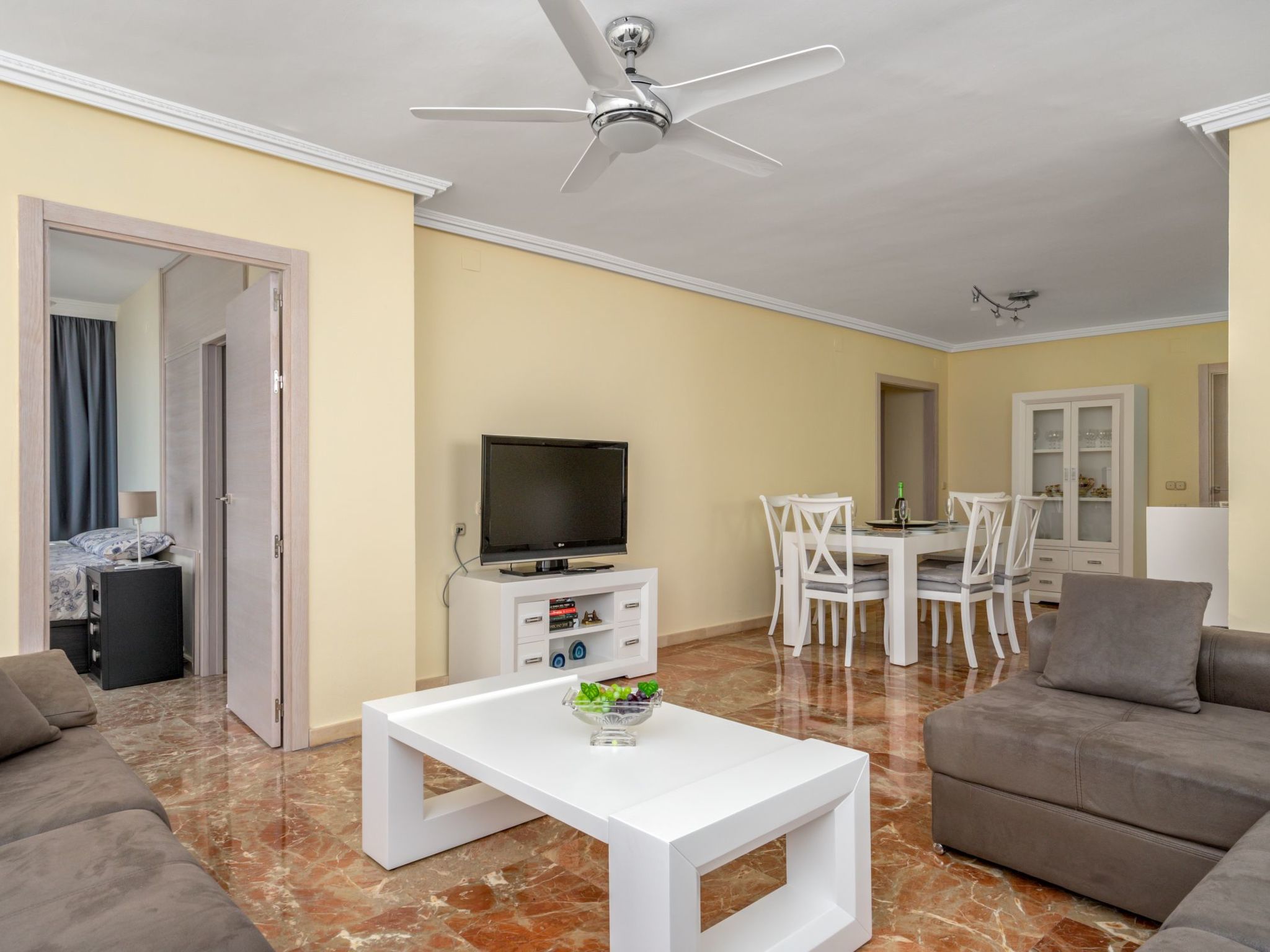 Foto 7 - Apartamento de 3 quartos em Torremolinos com piscina e jardim