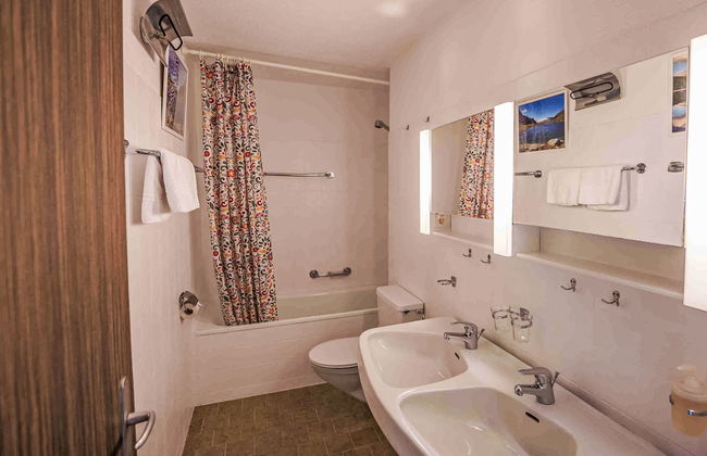 Apartment mit 4 Schlafzimmern in Sankt Moritz mit garten - Foto 16