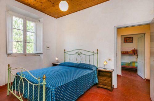 Foto 13 - Apartment mit 4 Schlafzimmern in Rosignano Marittimo mit schwimmbad und blick aufs meer