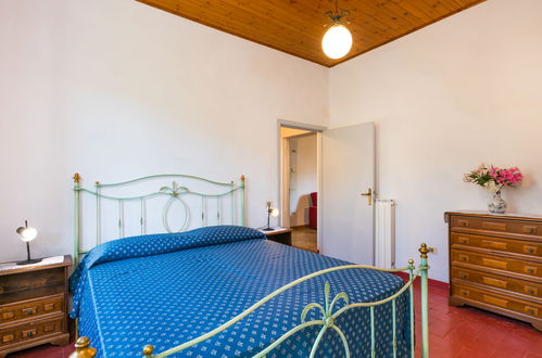 Photo 20 - 4 bedroom Apartment in Rosignano Marittimo with swimming pool and garden