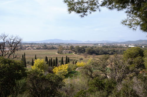 Foto 15 - Apartamento de 1 quarto em La Londe-les-Maures com piscina e terraço