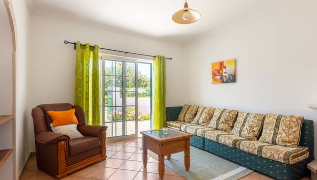 Maison de 4 chambres à Faro avec piscine privée et jardin - Photo 5