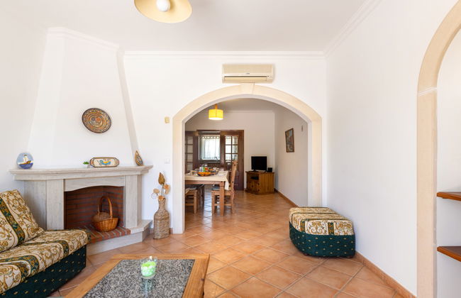 Casa de 4 quartos em Faro com piscina privada e jardim - Foto 7