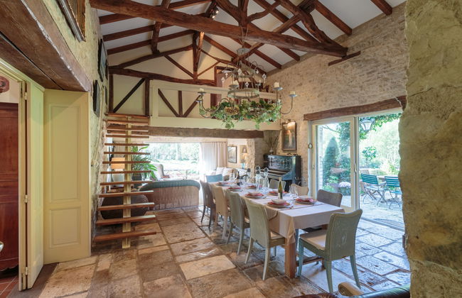 Casa de 5 quartos em Payroux com piscina privada e jardim - Foto 9