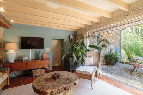 Photo 7 - 4 bedroom House in Payroux with private pool and terrace