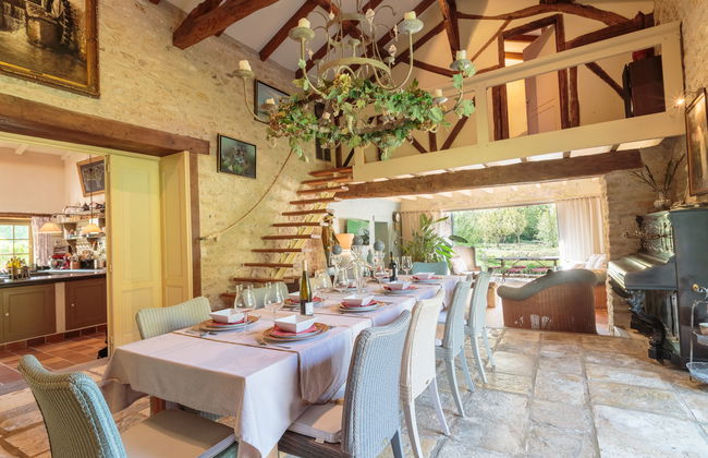 Casa de 5 quartos em Payroux com piscina privada e jardim - Foto 5