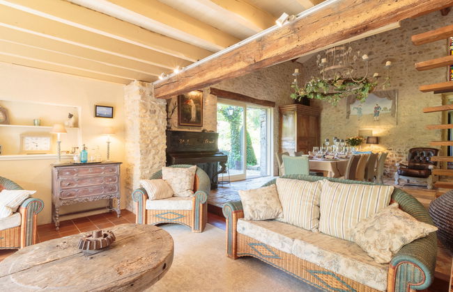 Casa de 5 quartos em Payroux com piscina privada e jardim - Foto 8