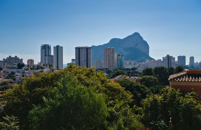 Casa de 6 quartos em Calp com piscina privada e jardim - Foto 29