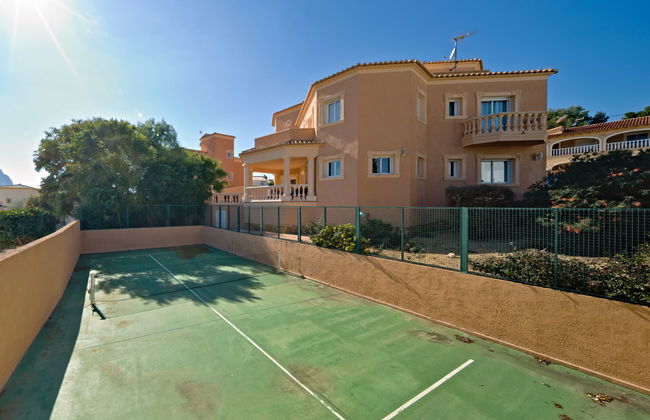 Casa de 6 quartos em Calp com piscina privada e jardim - Foto 28