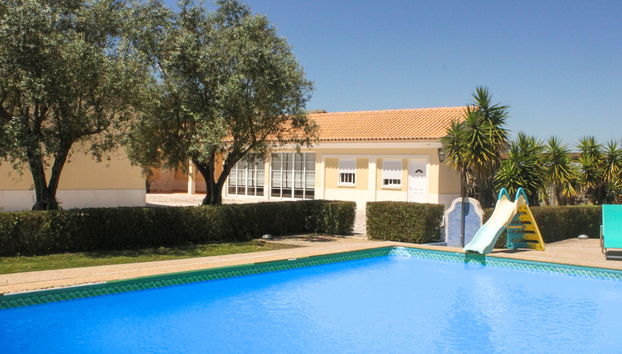 2 bedroom House in Montijo with swimming pool and garden - Photo 2