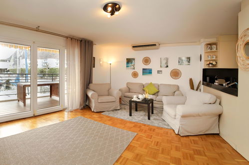 Photo 3 - 3 bedroom Apartment in Port-Valais with terrace