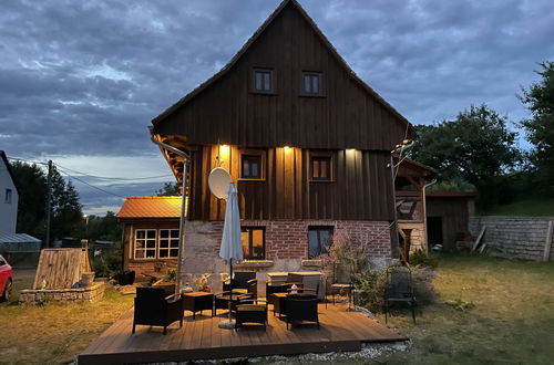 Photo 1 - Maison de 2 chambres à Lwówek Śląski avec jardin et terrasse