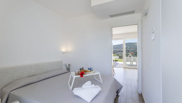 Apartment mit 2 Schlafzimmern in Stintino mit schwimmbad und garten - Foto 4
