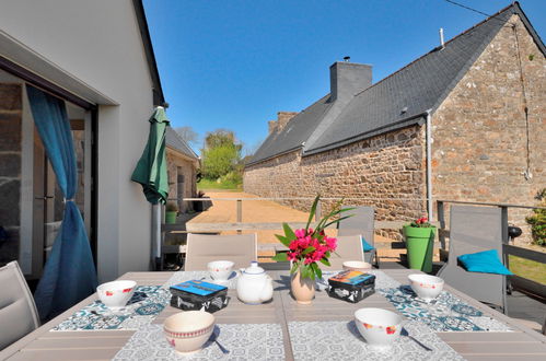 Photo 33 - Maison de 3 chambres à Ploubezre avec jardin et terrasse