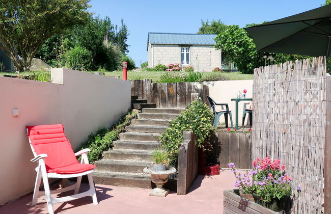 2 bedroom Apartment in Saint-Cast-le-Guildo with garden and terrace - Photo 17