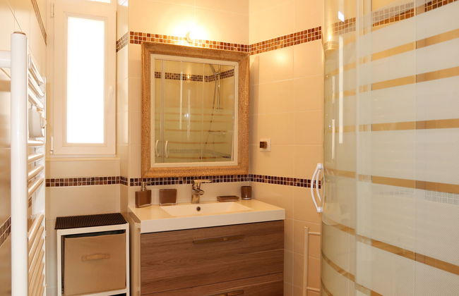 2 bedroom Apartment in Saint-Cast-le-Guildo with garden and terrace - Photo 11