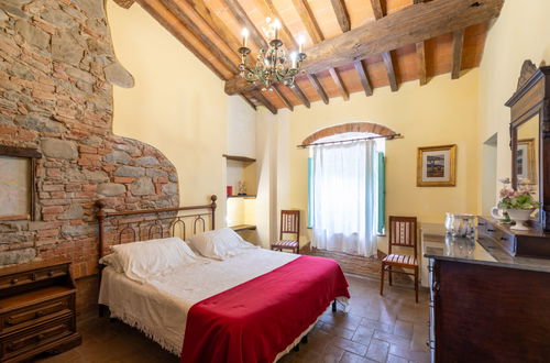 Photo 28 - 5 bedroom House in Loro Ciuffenna with private pool and garden
