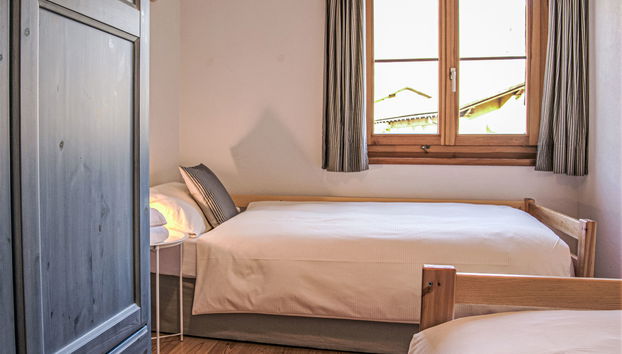 Apartment mit 3 Schlafzimmern in Zuoz mit garten - Foto 4
