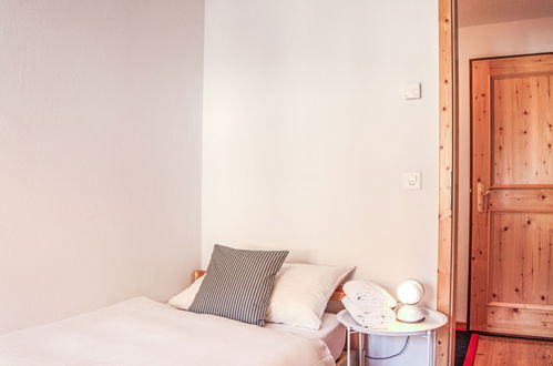 Foto 16 - Apartamento de 2 quartos em Zuoz com jardim