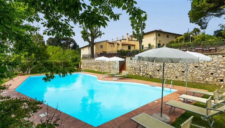 Foto 1 - Casa de 4 quartos em Crespina Lorenzana com piscina privada e jardim