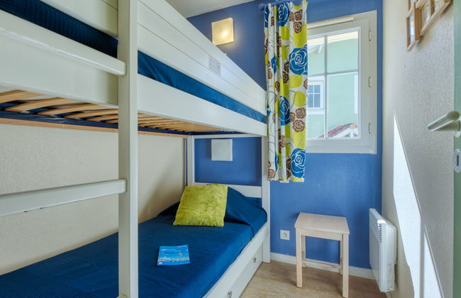 Casa de 4 quartos em Lacanau com piscina e jardim - Foto 13