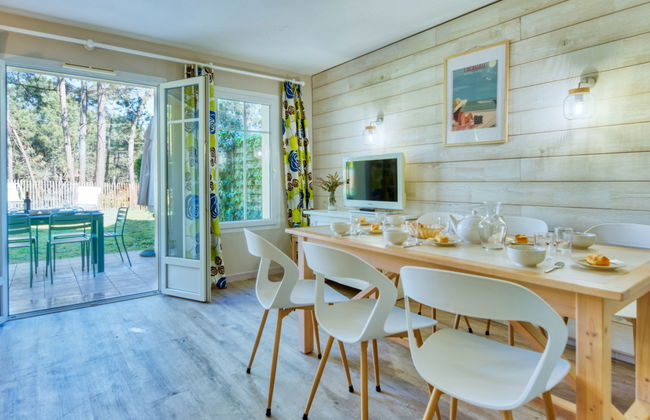 Casa de 4 quartos em Lacanau com piscina e jardim - Foto 1