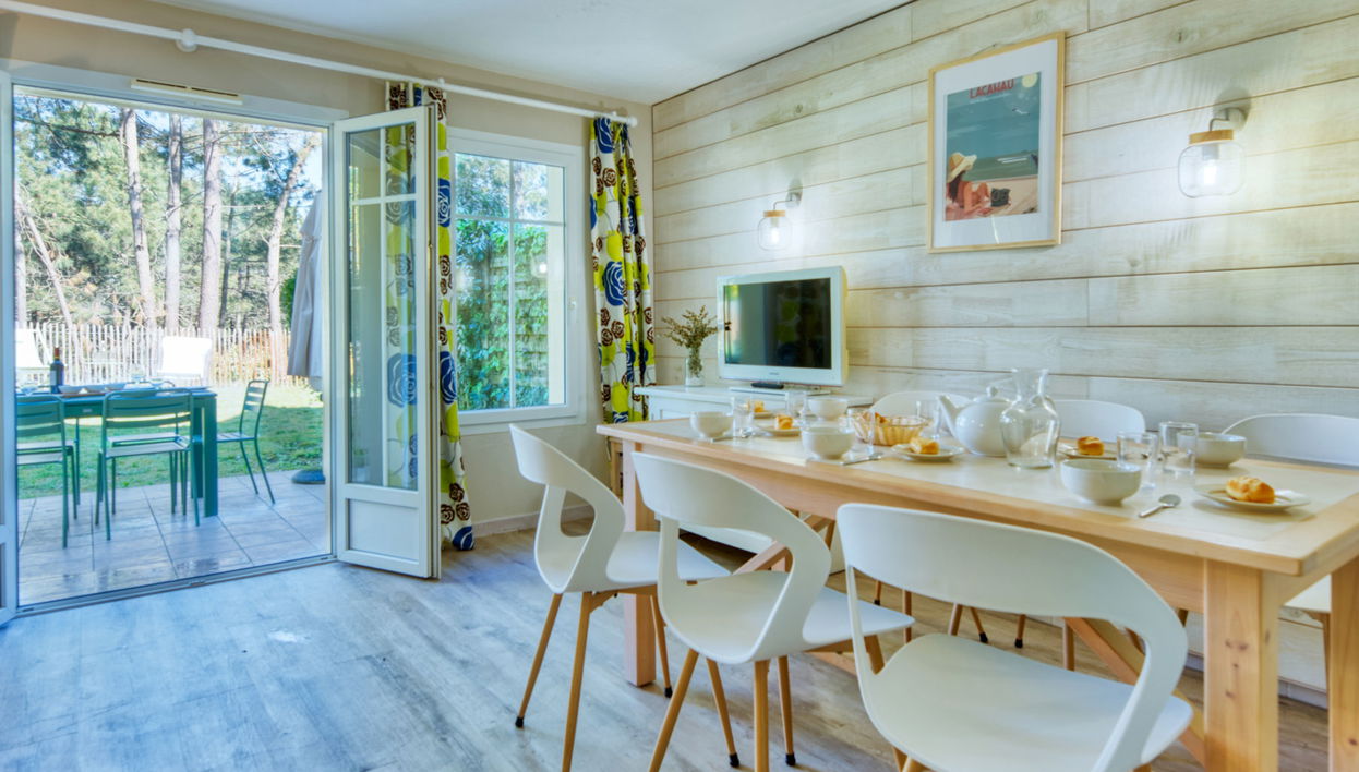Haus mit 4 Schlafzimmern in Lacanau mit schwimmbad und garten - Foto 1