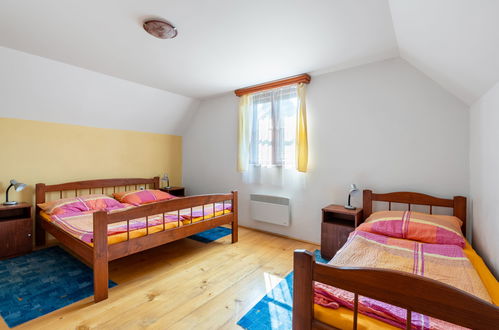 Foto 5 - Casa con 3 camere da letto a Háje nad Jizerou con piscina privata e giardino