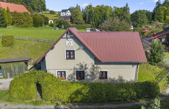 Casa de 3 quartos em Háje nad Jizerou com piscina privada e jardim - Foto 31