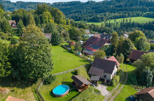 Foto 1 - Casa con 3 camere da letto a Háje nad Jizerou con piscina privata e giardino