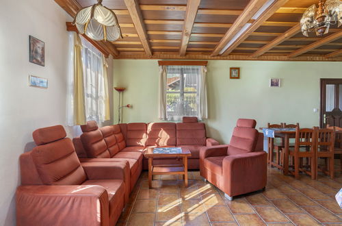 Foto 2 - Casa con 3 camere da letto a Háje nad Jizerou con piscina privata e giardino