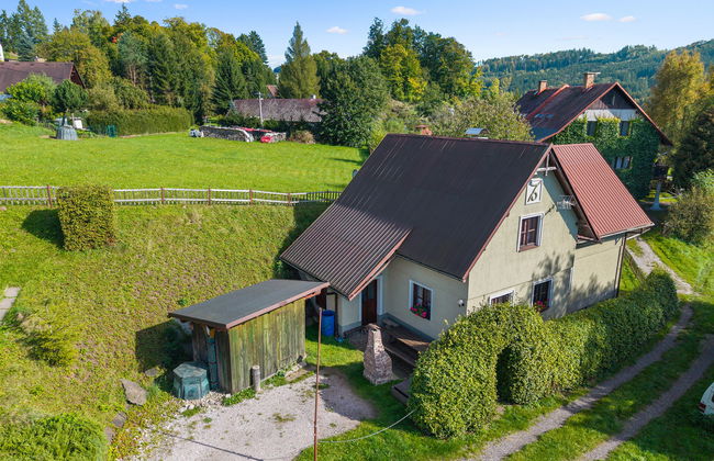 Casa de 3 quartos em Háje nad Jizerou com piscina privada e jardim - Foto 32