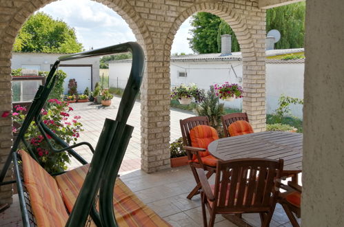 Photo 32 - Maison de 4 chambres à Balatonfenyves avec jardin et terrasse