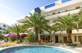 Photo 59 - Bahia de San Antonio