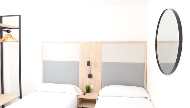 Dynastic Rooms Apartments - Photo 4