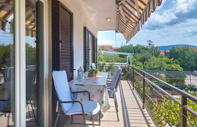 Apartamento de 2 quartos em Krk com jardim e terraƧo - Foto 26