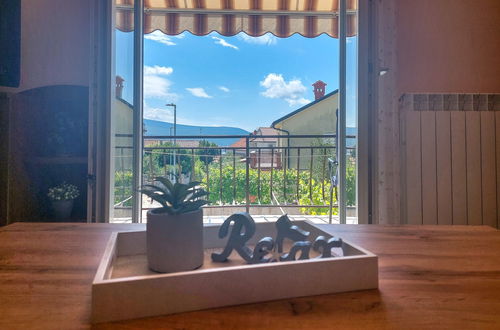 Foto 5 - Appartamento con 2 camere da letto a Krk con giardino e terrazza