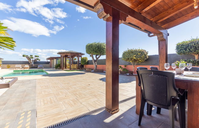 Casa de 4 quartos em El Vendrell com piscina privada e jardim - Foto 32
