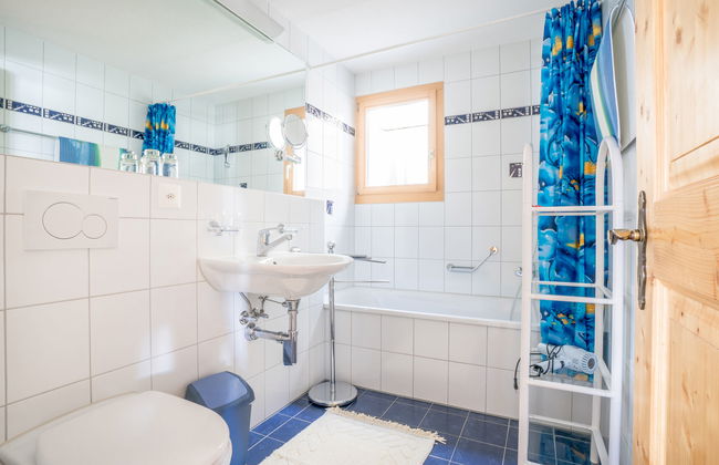 Apartamento de 4 quartos em Surses com jardim e terraço - Foto 5