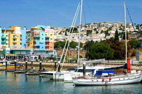 Foto 32 - Apartamento de 2 habitaciones en Albufeira con piscina y vistas al mar